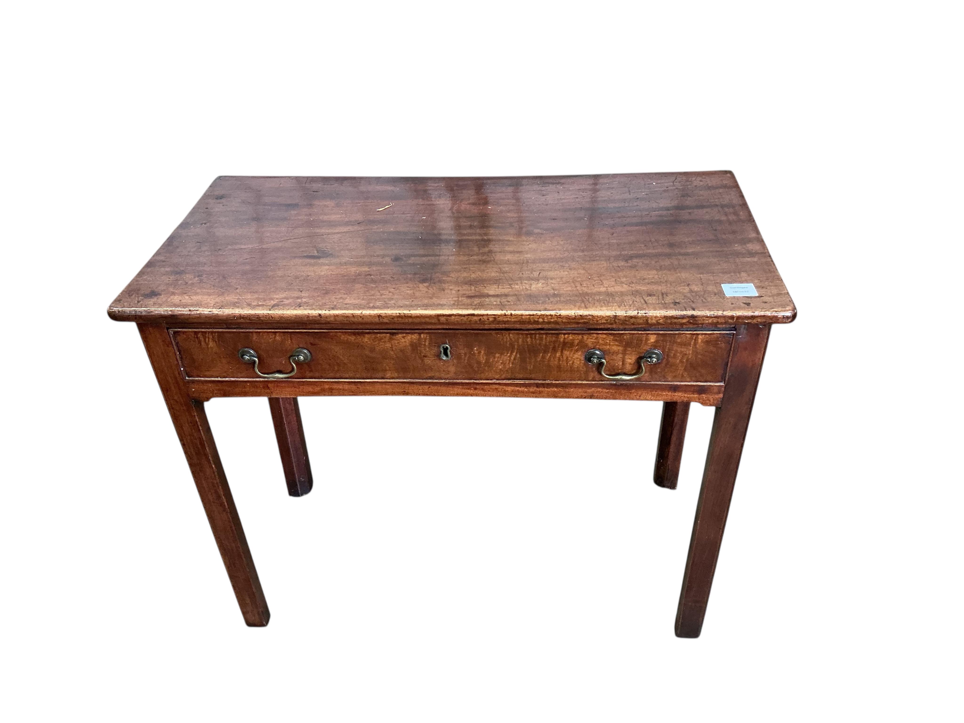 A George III rectangular mahogany single drop flap side table, width 91cm, depth 48cm, height 69cm